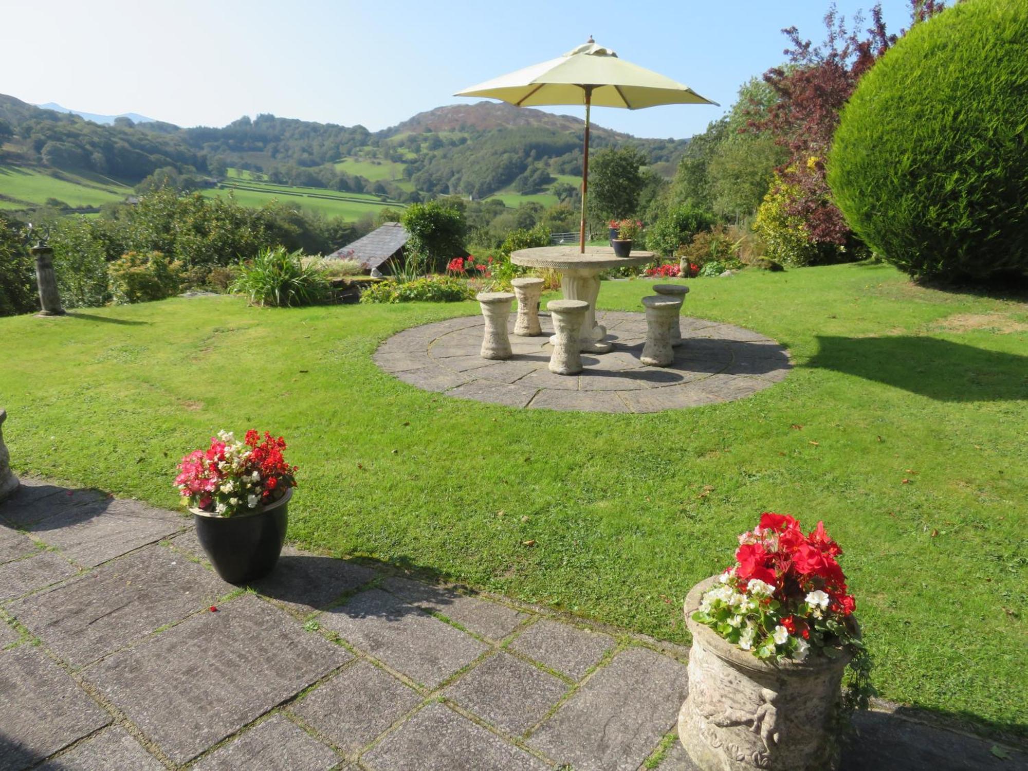 Heulwen Guest House Dolgellau Exterior foto